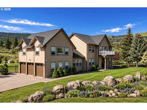 130 Ridge Dr, La Grande, OR, 97850-3079 | Card Image