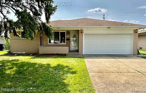 11304 Hemlock Dr, Sterling Heights, MI, 48312-3845 | Card Image