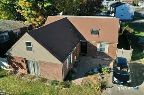 11 Granada Dr, Waterbury, CT, 06704-1625 | Card Image