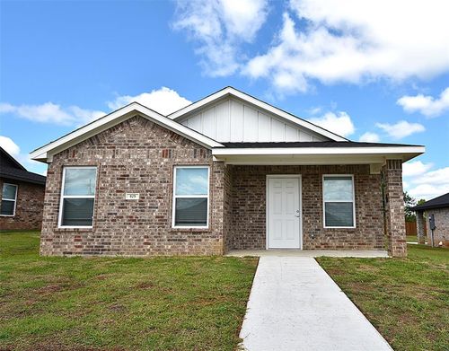 829 Elm St, Seminole, OK, 74868 | Card Image