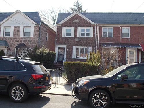 8214 60th Rd, Middle Village, NY, 11379-5327 | Card Image