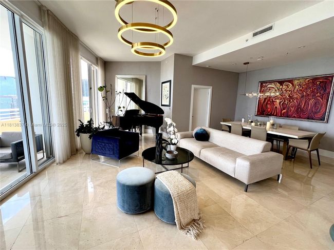 APT-4505 - 848 Brickell Key Dr, Condo with 3 bedrooms, 4 bathrooms and null parking in Miami FL | Image 14