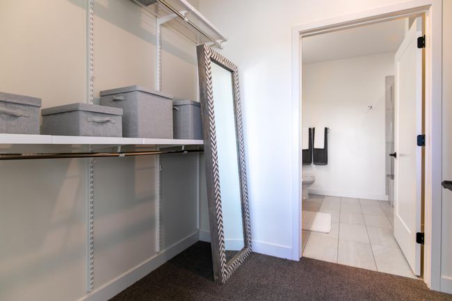 Primary closet | Image 15