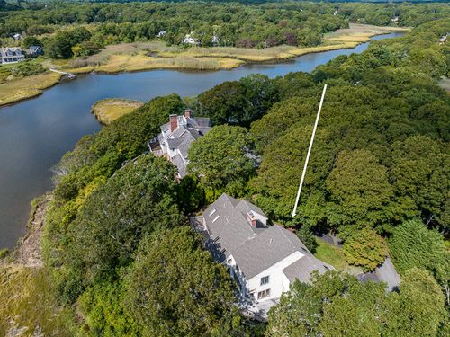 498 Elliott Rd, Centerville, MA, 02632-3667 | Card Image