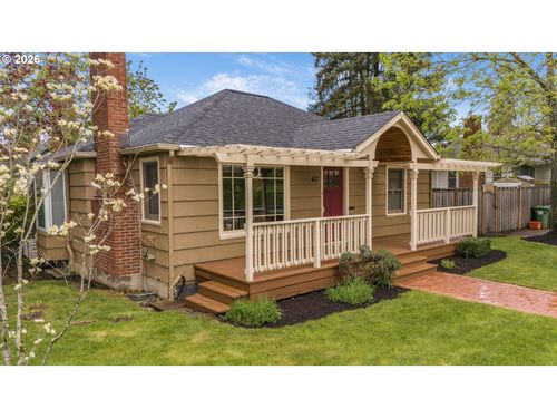 487 W 19th Ave, Eugene, OR, 97401 | Card Image