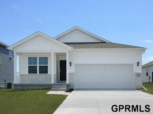 11977 S 114th Ave, Papillion, NE, 68046-5047 | Card Image