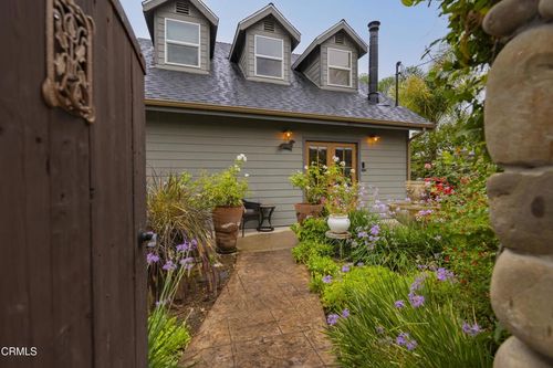 317 Prospect St, Oak View, CA, 93022-9422 | Card Image