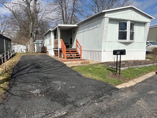52 Estates Ln, Reynoldsburg, OH, 43068-1263 | Card Image