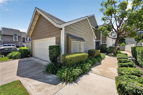 32-5037 #5 E Almond Avenue, Orange, CA, 92869 | Card Image