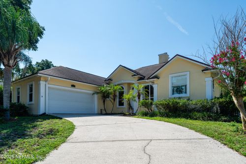 6104 Winding Bridge Dr, Jacksonville, FL, 32277-1452 | Card Image