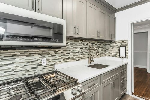 apt-5n-33-24 91st St, Jackson Heights, NY, 11372-1742 | Card Image