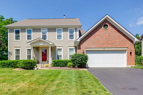108 Brook Hill Ln, Vernon Hills, IL, 60061-3142 | Card Image