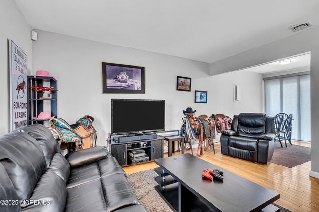 711 Chelsea St, House other with 4 bedrooms, 2 bathrooms and null parking in Forked River NJ | Image 13