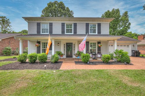 1027 Boxwood Dr, Franklin, TN, 37069-6910 | Card Image