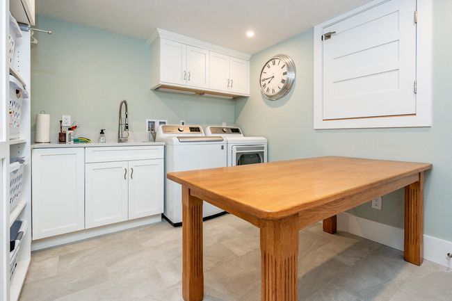 Laundry Room | Image 43
