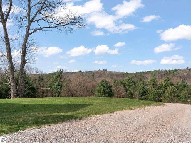 5242 W Big Sky Trl, House other with 4 bedrooms, 4 bathrooms and null parking in Cadillac MI | Image 52