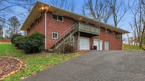 101 Sunset Dr, Rossville, GA, 30741-1415 | Card Image