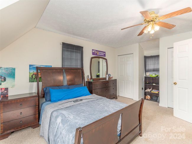2nd look at guest bedroom. Large and with plenty of storage | Image 16