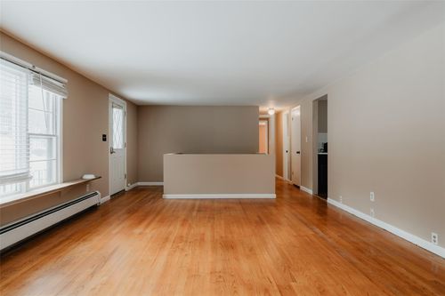 127 Rockland Rd, Roscoe, NY, 12776-6407 | Card Image