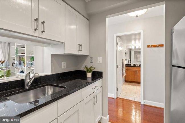 APT-411 - 3401 38 Th St Nw, Condo with 1 bedrooms, 1 bathrooms and null parking in WASHINGTON DC | Image 18