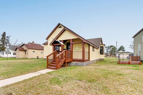 13 2nd Ave Ne, Deer River, MN, 56636-5005 | Card Image