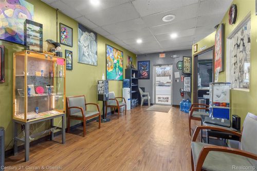 30960 Ford Rd, Garden City, MI, 48135-1803 | Card Image