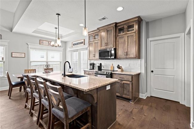 1002 Fox Trot Dr, House other with 4 bedrooms, 3 bathrooms and null parking in Odessa MO | Image 9