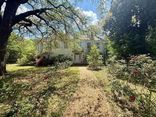 27 Covington Dr, Longview, TX, 75602-1001 | Card Image