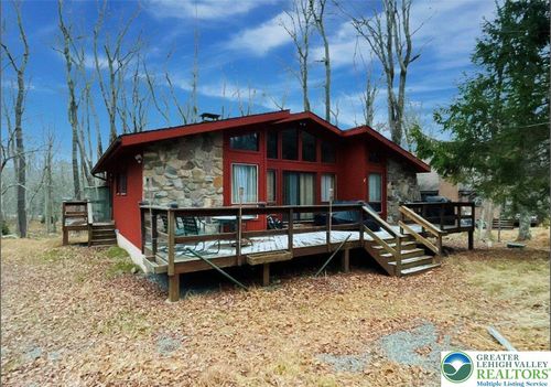 149 Livingston Ln, Clifton Township, PA, 18424-8989 | Card Image