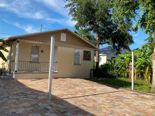 2-31 W Oakwood St, TARPON SPRINGS, FL, 34689-3629 | Card Image