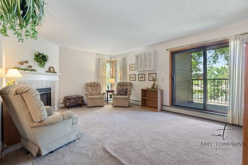 112-8025 Xerxes Ave S, Bloomington, MN, 55431-4402 | Card Image
