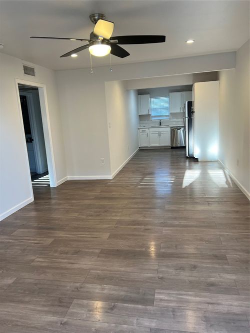 apt-204-5014 San Jacinto St, Dallas, TX, 75206-7730 | Card Image