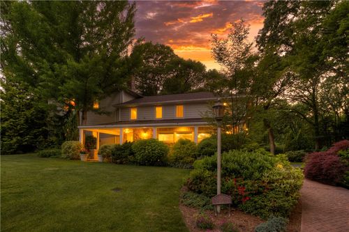 23 Pine Top Rd, Barrington, RI, 02806-1705 | Card Image