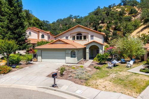 323 Portofino Way, Cloverdale, CA, 95425 | Card Image