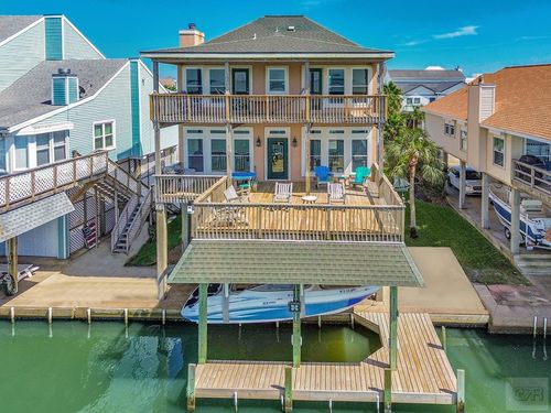 247 Isles End Rd, Tiki Island, TX, 77554-6145 | Card Image