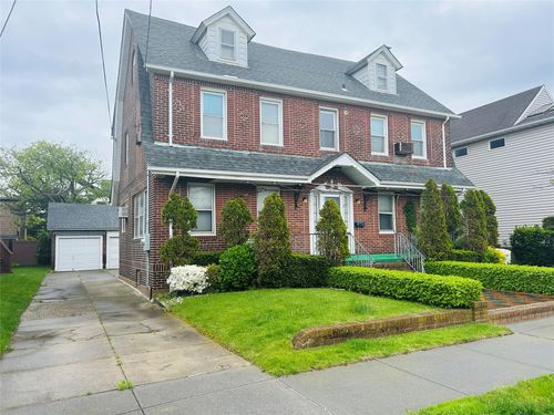 172 Beach 136th St, Rockaway Park, NY, 11694-1312 | Card Image