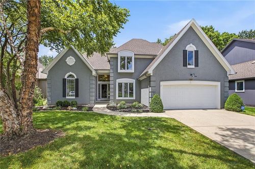20305 W 98th St, Lenexa, KS, 66220-2651 | Card Image