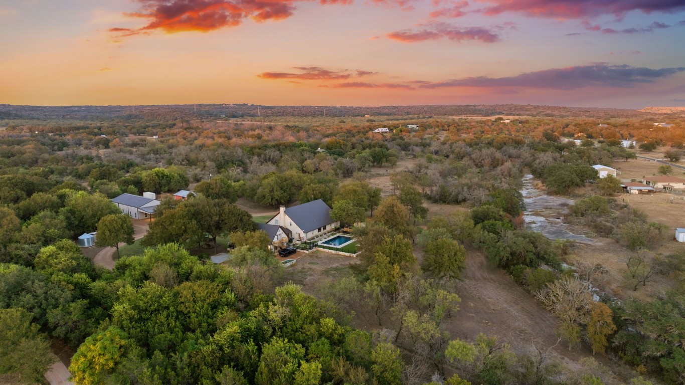 150 Shady Lane, For Sale in Marble Falls Zoocasa