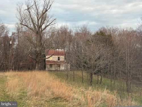 8490 Mackall Rd, SAINT LEONARD, MD, 20685-2478 | Card Image