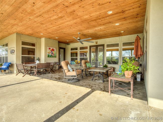 5500 S 329 Th East Ave, House other with 3 bedrooms, 5 bathrooms and null parking in Broken Arrow OK | Image 48