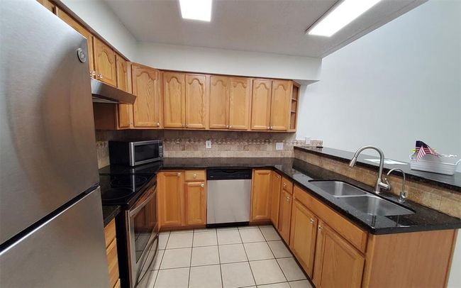APT-228 - 2611 Grants Lake Blvd, Townhouse with 2 bedrooms, 1 bathrooms and 1 parking in Sugar Land TX | Image 25