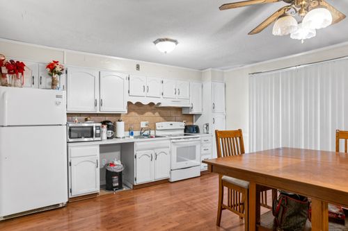 unit-5-222 Judith Ln, Waterbury, CT, 06704-1937 | Card Image