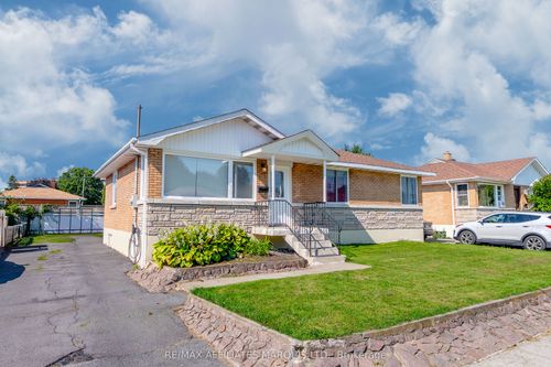 613 Carleton St, Cornwall, ON, K6H4Y4 | Card Image