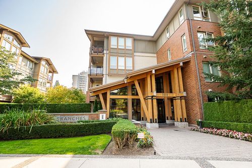 107-1111 E 27th St, North Vancouver, BC, V7J1S3 | Card Image