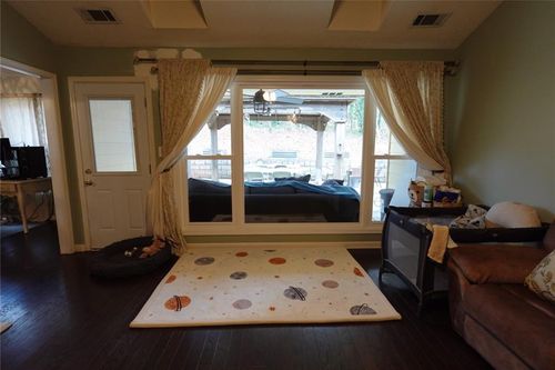 824 Whitehaven Ln, Lawrenceville, GA, 30043-6666 | Card Image