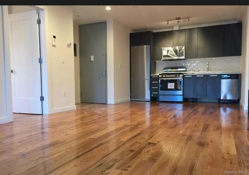 apt-2b-103 Varet St, Brooklyn, NY, 11206-4092 | Card Image