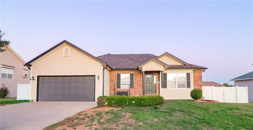 3420 Brooklyn Ave, Sedalia, MO, 65301-0799 | Card Image