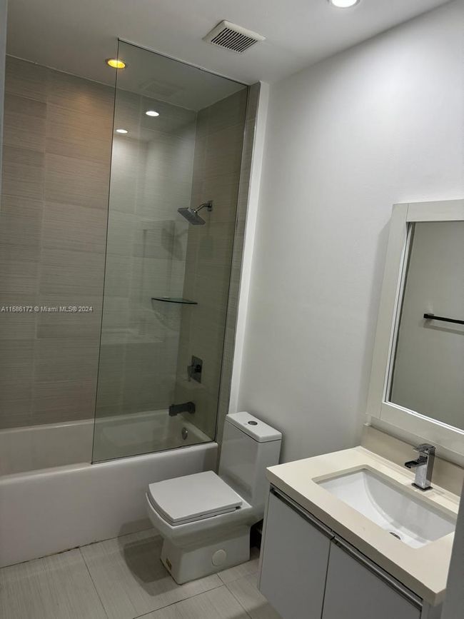 104 - 6415 Nw 102nd Path, Condo with 3 bedrooms, 2 bathrooms and null parking in Doral FL | Image 19