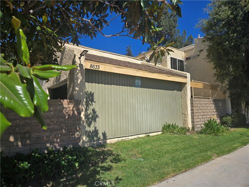 unit-24-8633 Balboa Blvd, Northridge, CA, 91325-3532 | Card Image