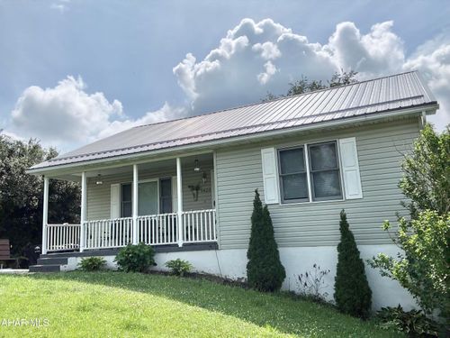 1420 N 7th Ave, Altoona, PA, 16601-6317 | Card Image